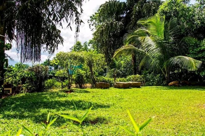 The Tenthola Kandy Exterior photo