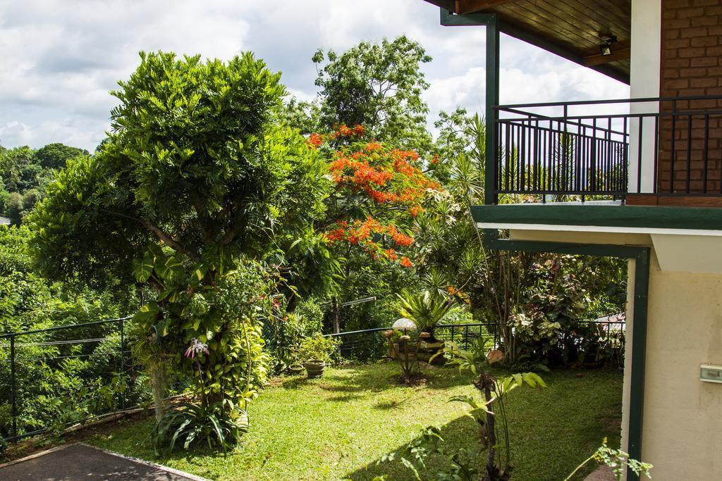 The Tenthola Kandy Exterior photo